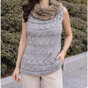 Zara Wool Faux Fur Gray Cable Knit Sleeveless Vest Women’s Small